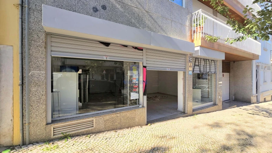 Negócio para Arrendamento em Santo António Foto 9