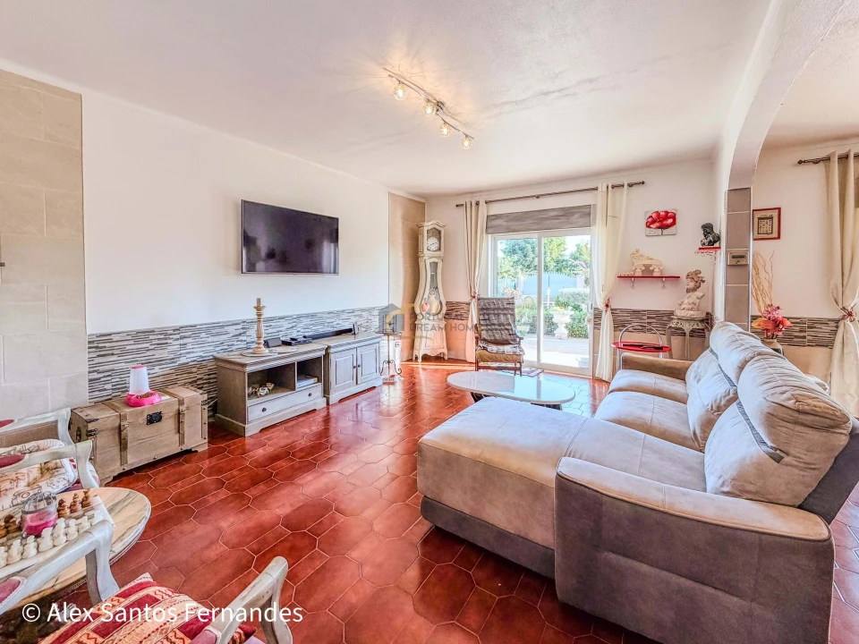 Moradia T5 para Venda em São Bartolomeu de Messines Foto 37