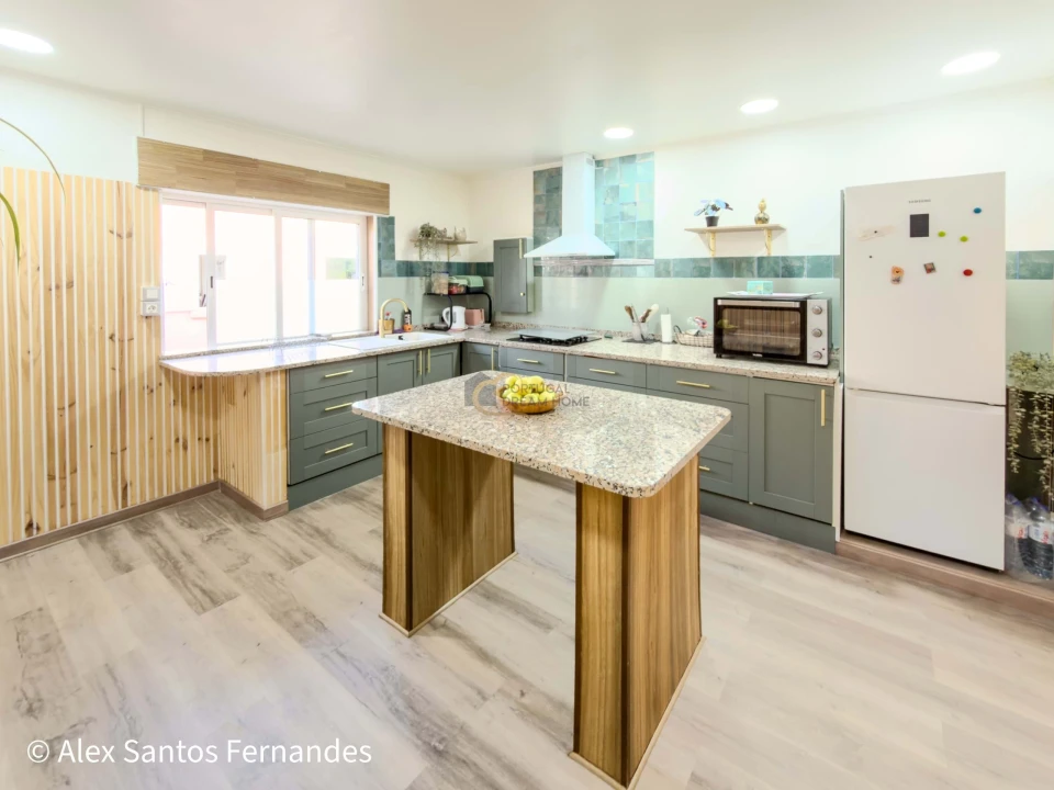 Moradia T5 para Venda em São Bartolomeu de Messines Foto 47