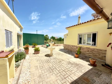 Moradia T5 para Venda em São Bartolomeu de Messines