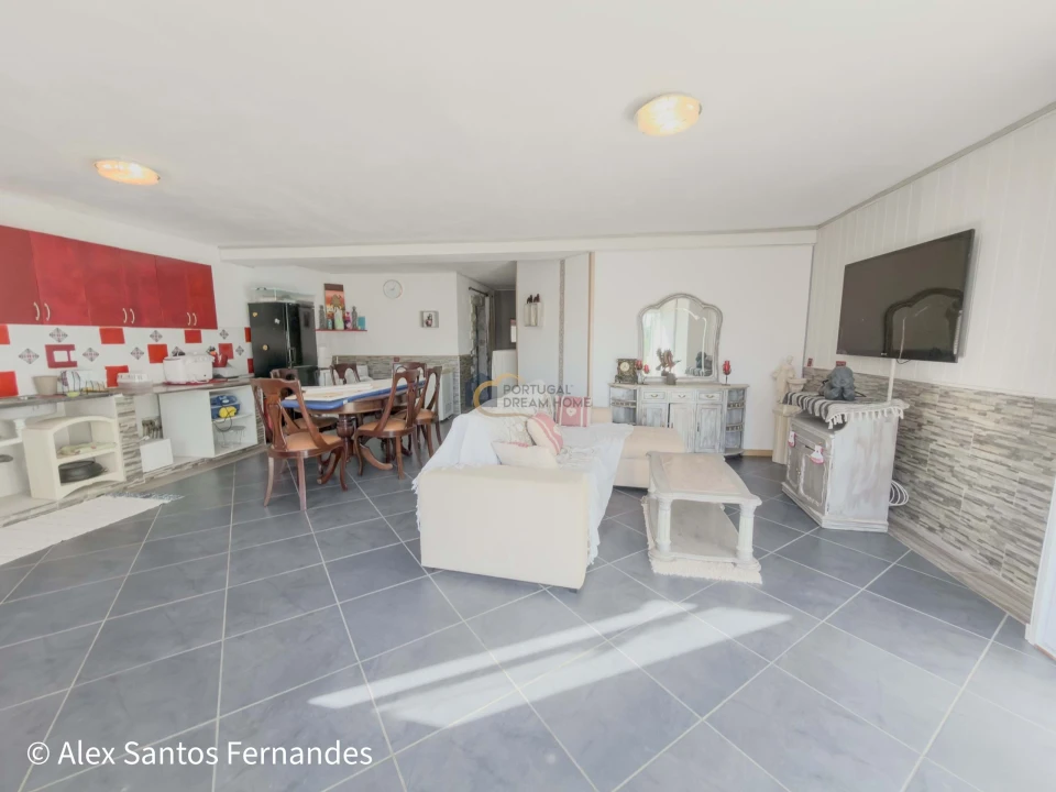 Moradia T5 para Venda em São Bartolomeu de Messines Foto 17