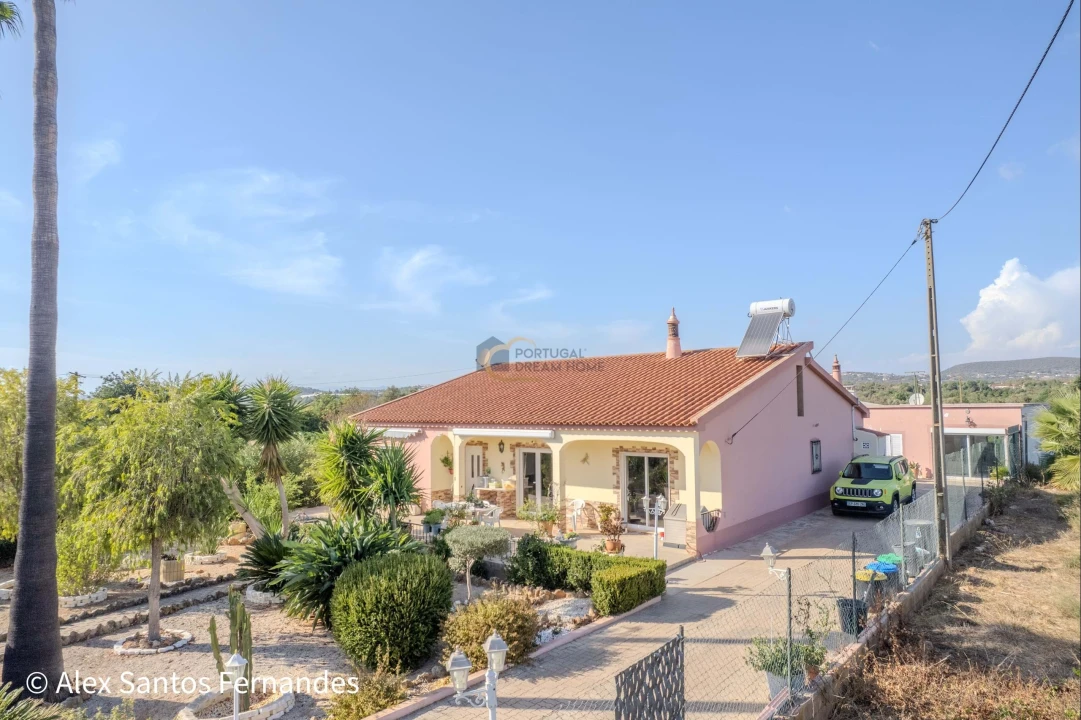 Moradia T5 para Venda em São Bartolomeu de Messines Foto 1