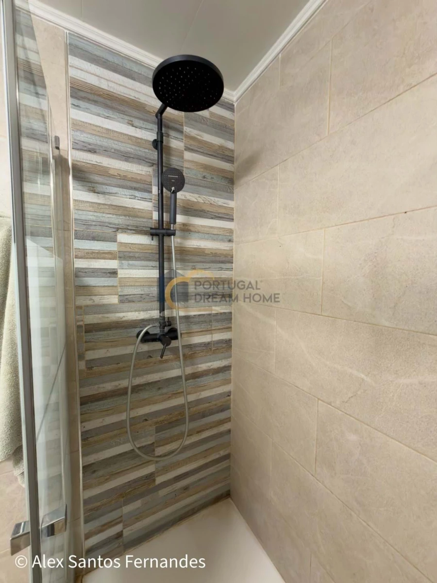 Moradia T5 para Venda em São Bartolomeu de Messines Foto 49