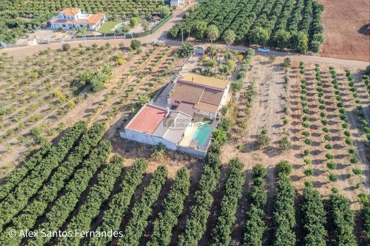 Moradia T5 para Venda em São Bartolomeu de Messines Foto 7