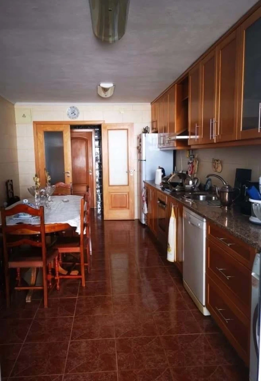 Moradia T4 para Venda em Vila de Sagres Foto 11