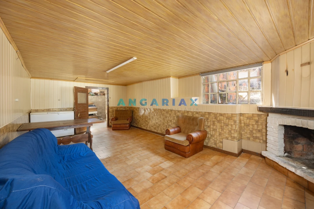 Moradia T3 para Venda em Serro Ventoso Foto 1