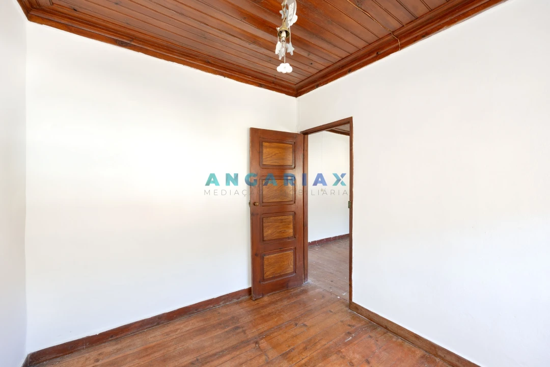 Moradia T3 para Venda em Serro Ventoso Foto 15