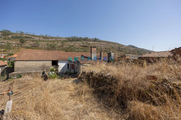 Moradia T3 para Venda em Serro Ventoso Foto 33