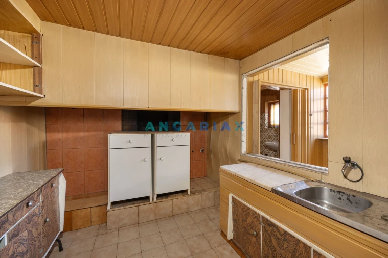 Moradia T3 para Venda em Serro Ventoso Foto 6