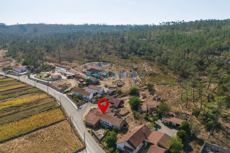 Moradia T3 para Venda em Serro Ventoso Foto 53