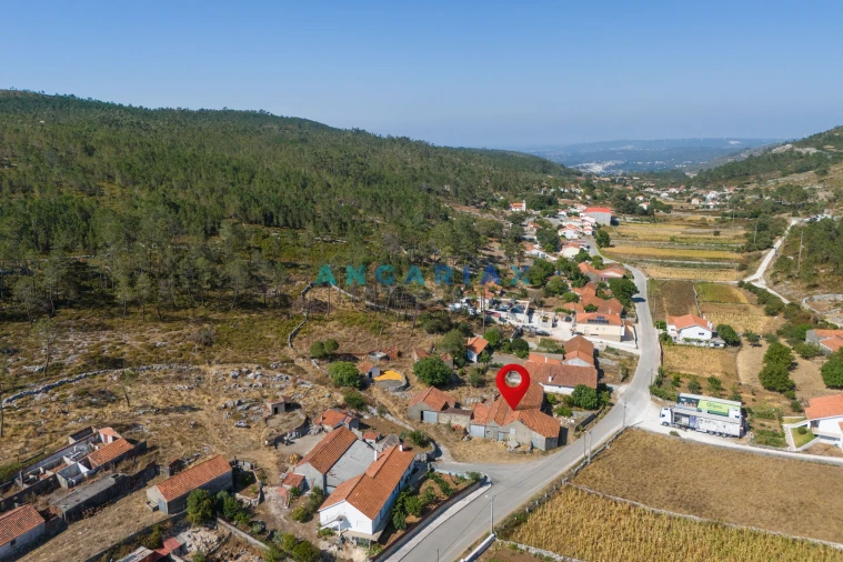 Moradia T3 para Venda em Serro Ventoso Foto 46