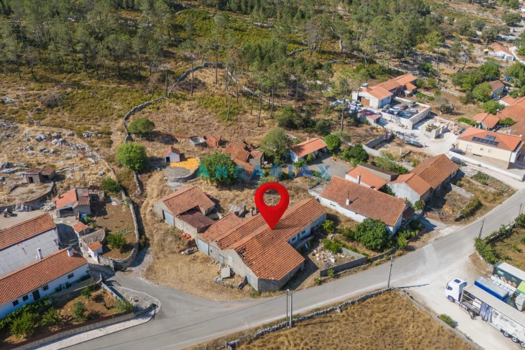 Moradia T3 para Venda em Serro Ventoso