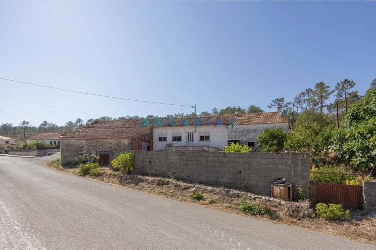 Moradia T3 para Venda em Serro Ventoso Foto 2