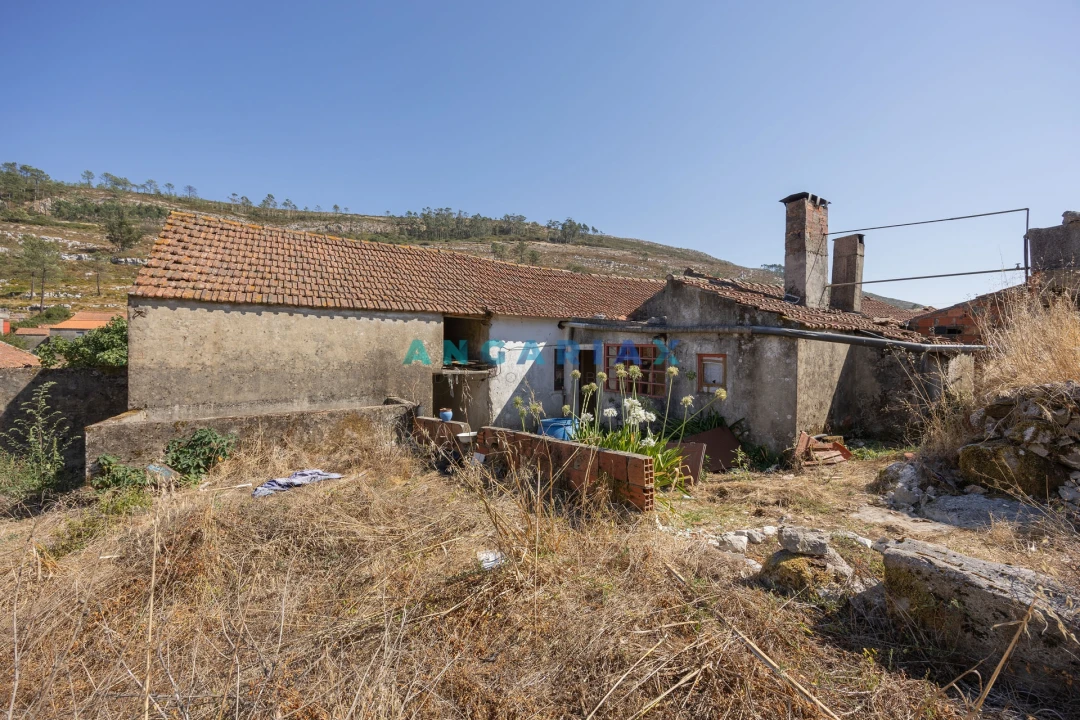 Moradia T3 para Venda em Serro Ventoso Foto 38