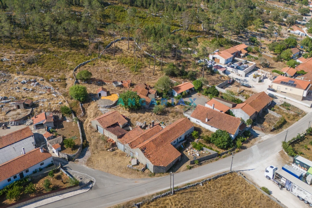 Moradia T3 para Venda em Serro Ventoso Foto 49