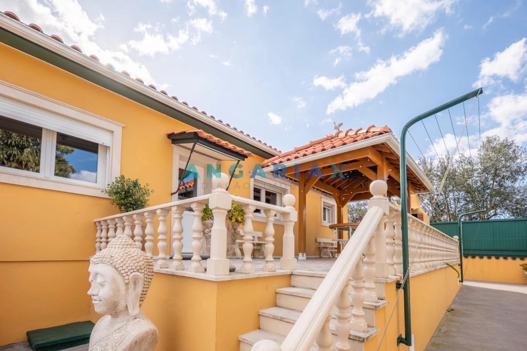 Moradia T8 para Venda em Marrazes e Barosa Foto 3