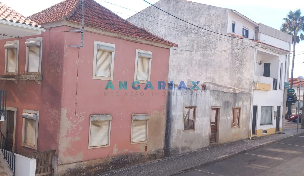 Moradia T3 para Venda em Santa Catarina Foto 1