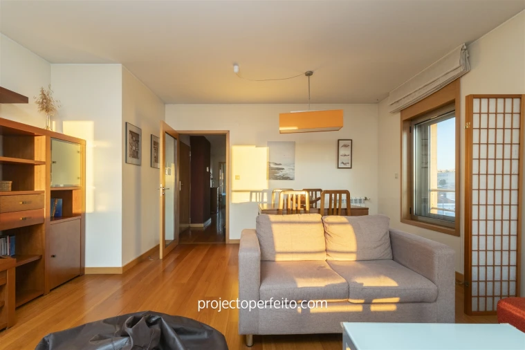 Apartamento T1 para Arrendamento em São Felix da Marinha Foto 6