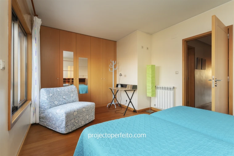 Apartamento T1 para Arrendamento em São Felix da Marinha Foto 12