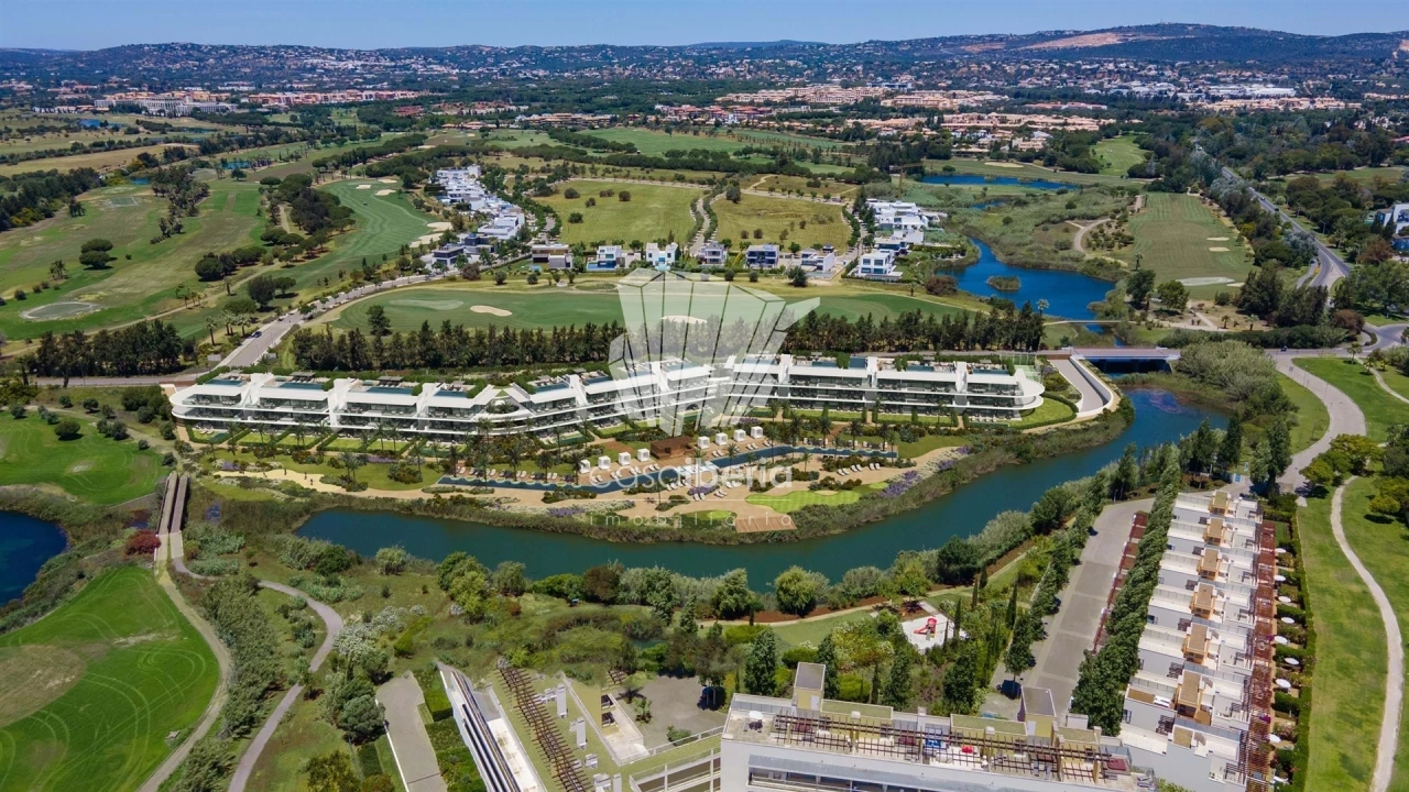 Apartamento T2 para Venda em Quarteira Foto 24