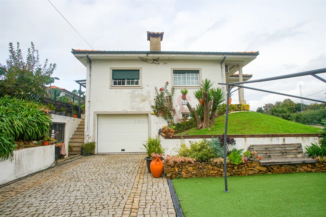 Moradia T3 para Venda em Idães Foto 11