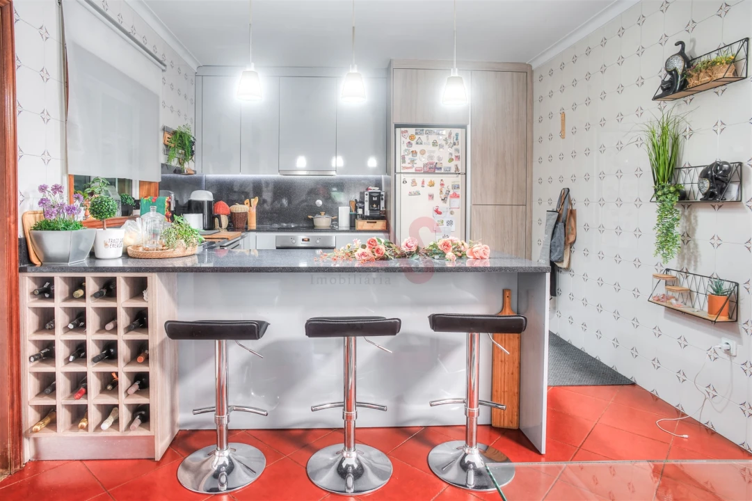 Moradia T3 para Venda em Idães Foto 20