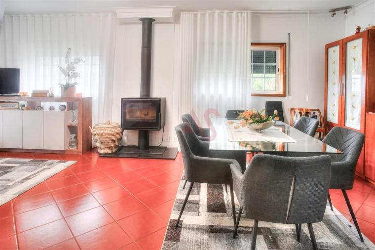 Moradia T3 para Venda em Idães Foto 21