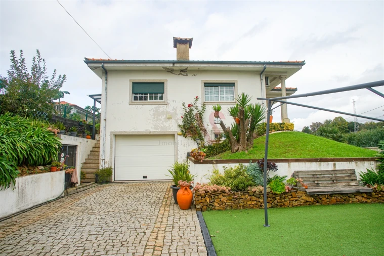 Moradia T3 para Venda em Idães Foto 11