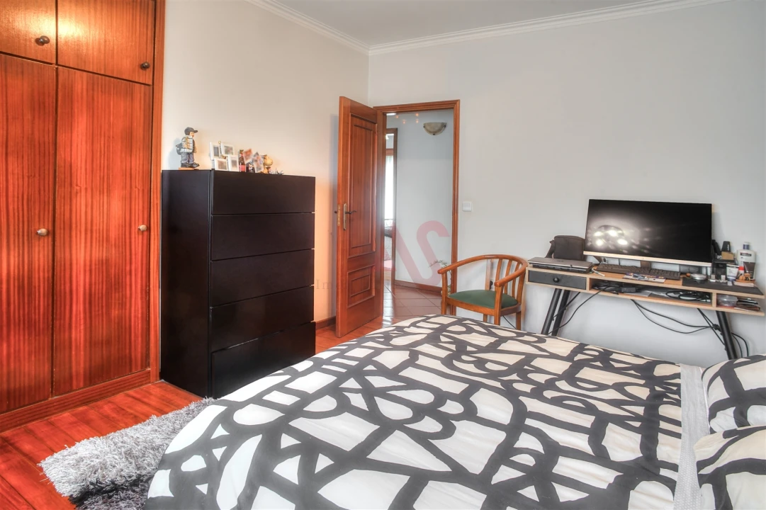 Moradia T3 para Venda em Idães Foto 29