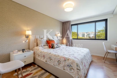 Apartamento T3 para Venda em Aldoar, Foz do Douro e Nevogilde