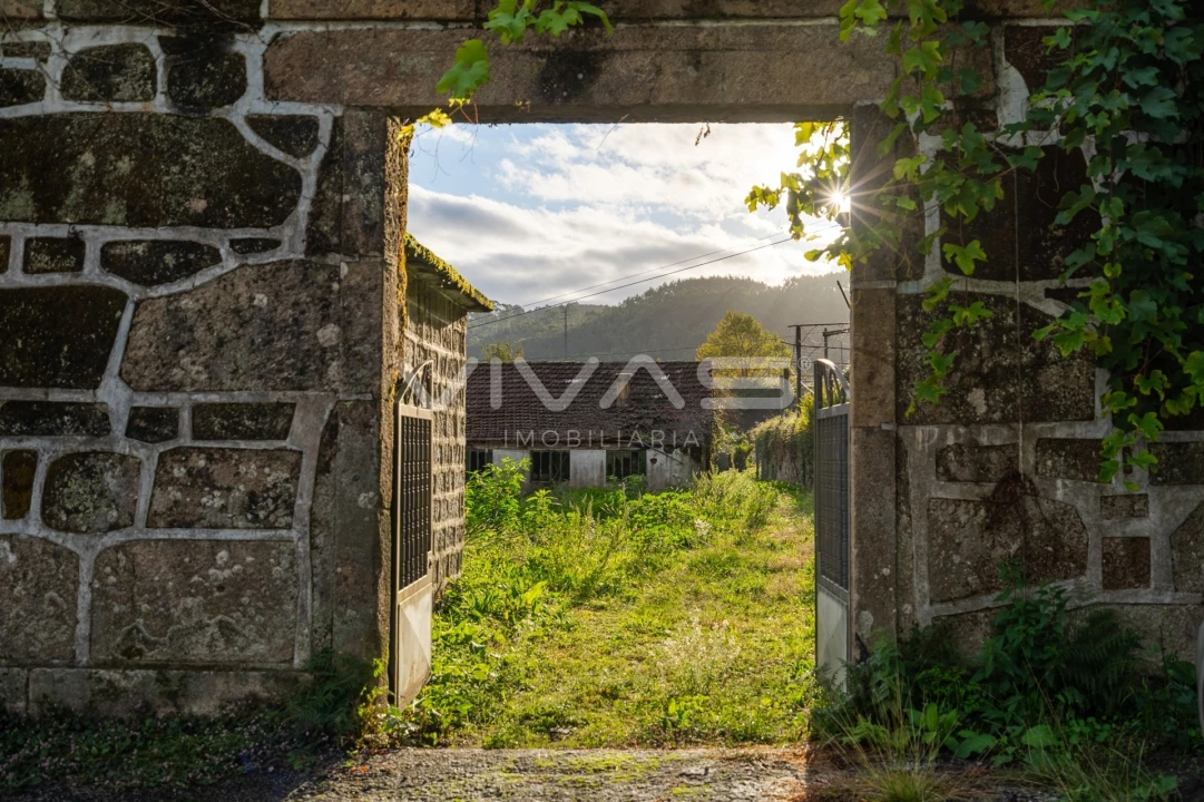 Moradia T3 para Venda em Dossãos Foto 8