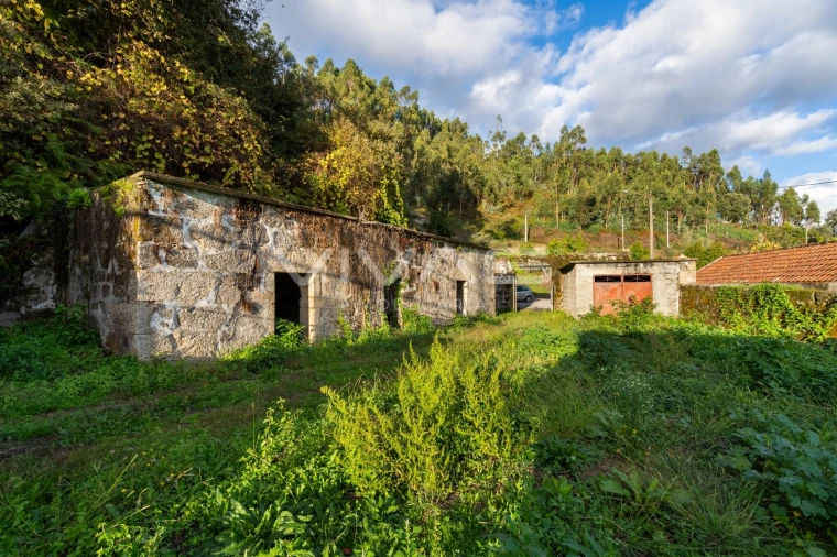 Moradia T3 para Venda em Dossãos Foto 4