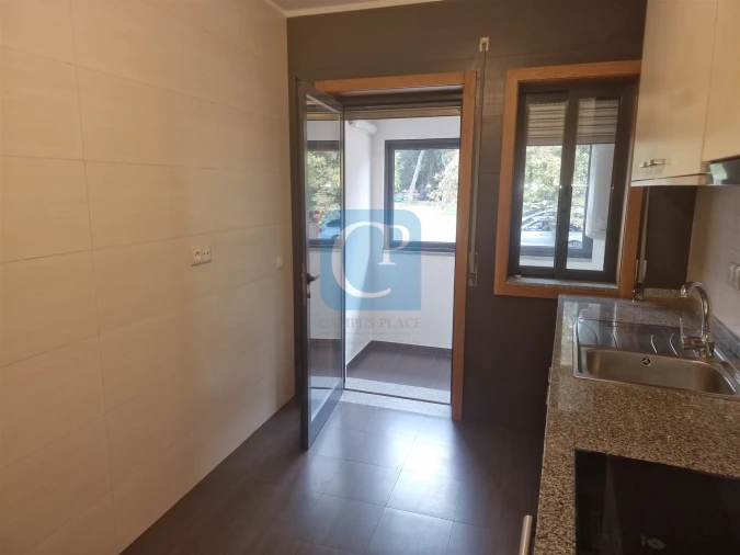 Apartamento T2 para Arrendamento em São Mamede de Infesta e Senhora da Hora Foto 13