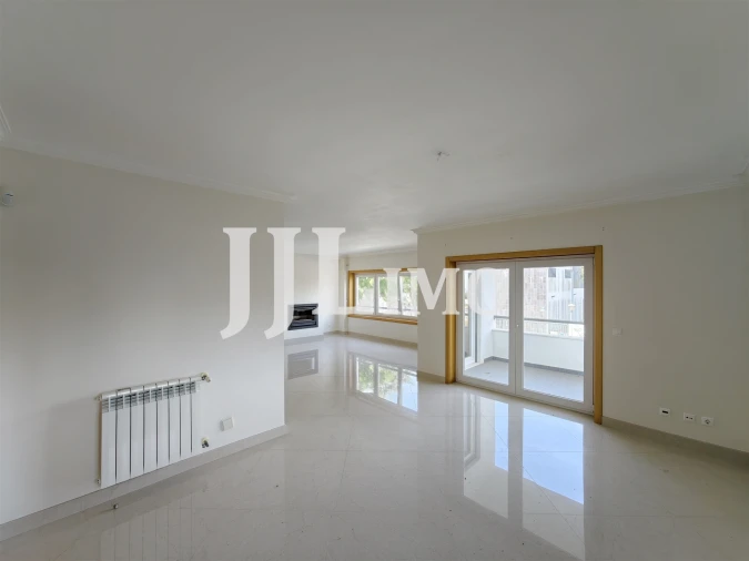 Moradia T5 para Arrendamento em Alcabideche Foto 8