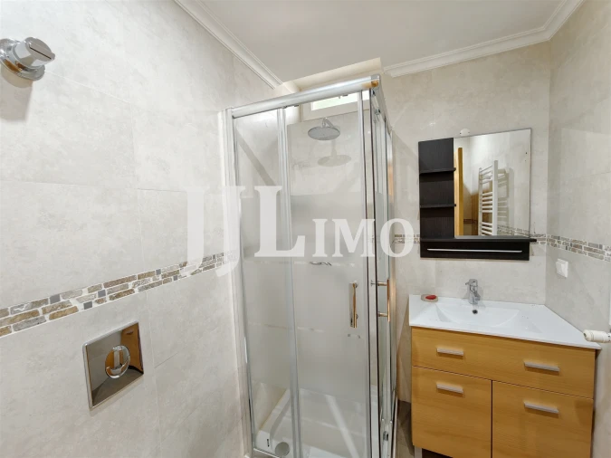 Moradia T5 para Arrendamento em Alcabideche Foto 56