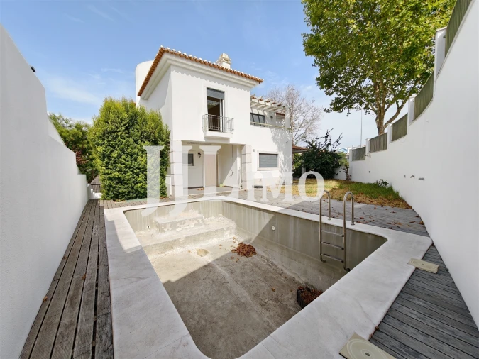 Moradia T5 para Arrendamento em Alcabideche Foto 67