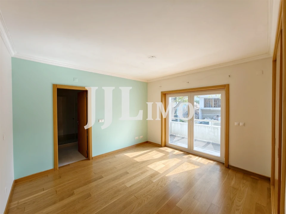 Moradia T5 para Arrendamento em Alcabideche Foto 45