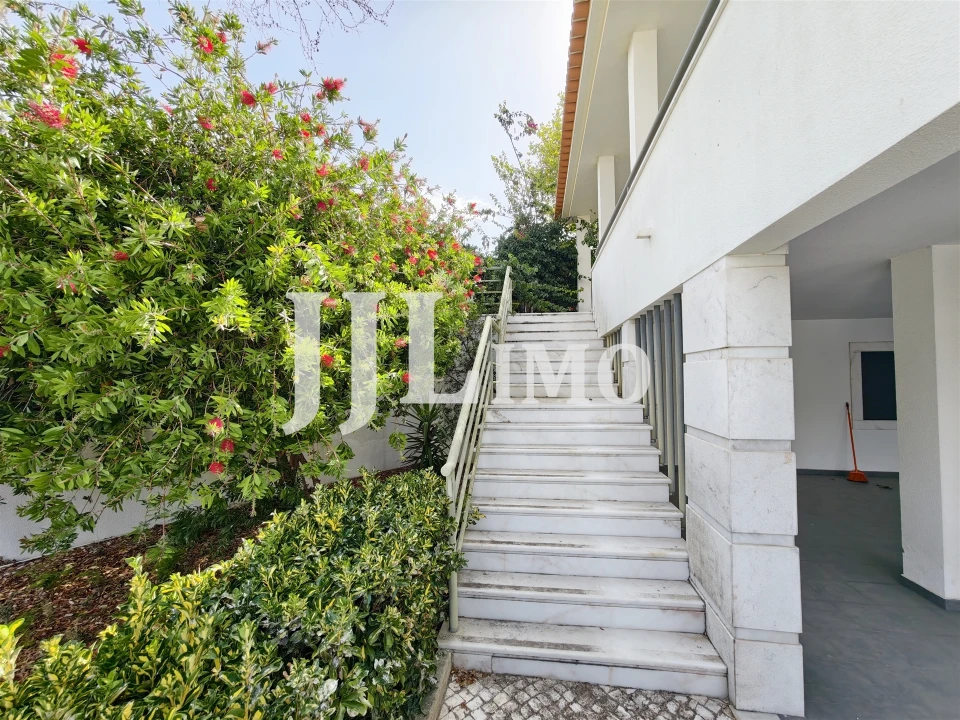 Moradia T5 para Arrendamento em Alcabideche Foto 65