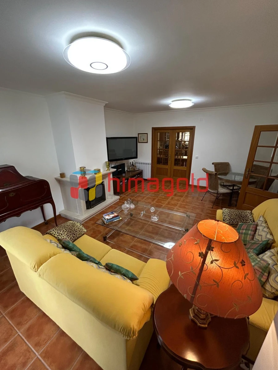 Moradia T5 para Venda em Porto de Mós - São João Baptista e São Pedro Foto 12