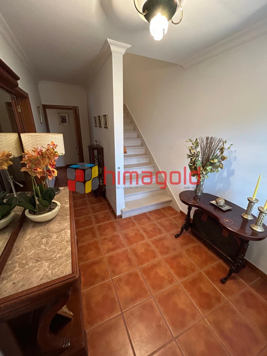 Moradia T5 para Venda em Porto de Mós - São João Baptista e São Pedro Foto 3