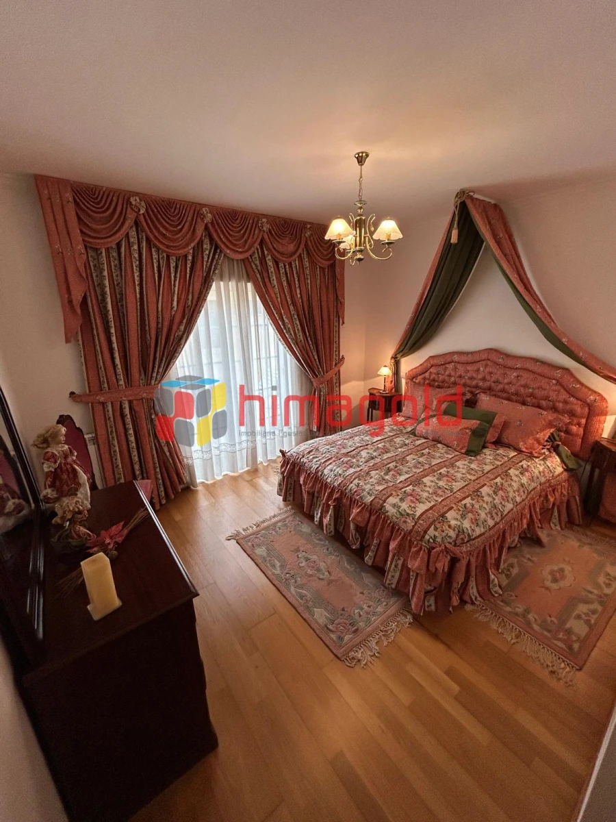 Moradia T5 para Venda em Porto de Mós - São João Baptista e São Pedro Foto 8