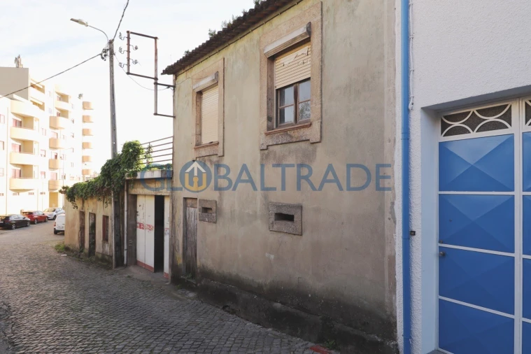 Moradia T3 para Venda em Baguim do Monte (Rio Tinto)