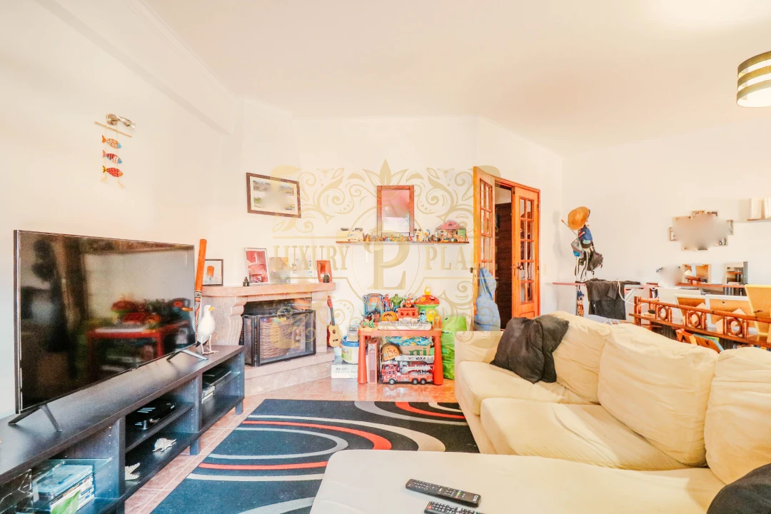 Apartamento T2 para Venda em Sesimbra (Castelo) Foto 8