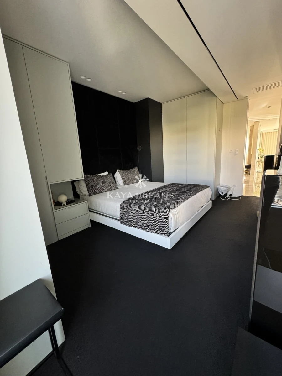 Apartamento T5 para Venda em Pontinha e Famões Foto 14