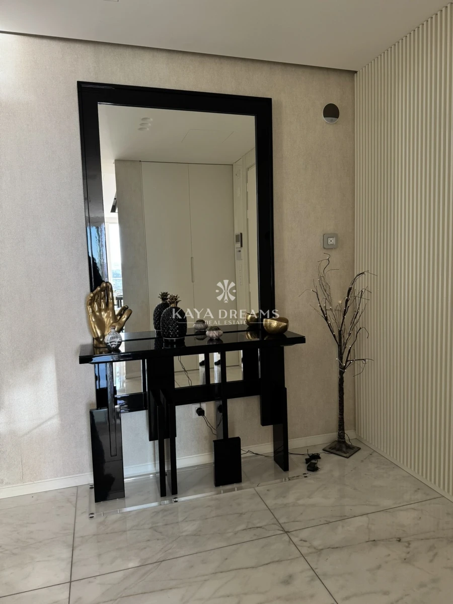 Apartamento T5 para Venda em Pontinha e Famões Foto 11