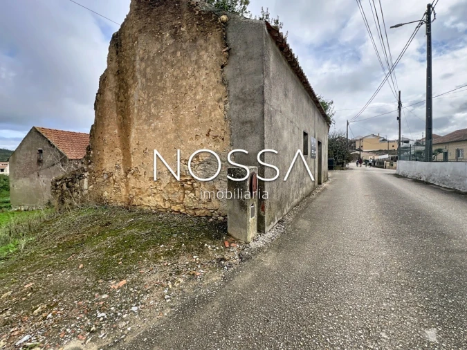 Moradia T0 para Venda em Azueira e Sobral da Abelheira Foto 13