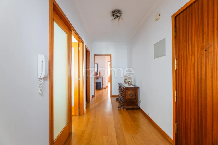 Apartamento T3 para Venda em Nogueira, Fraião e Lamaçães Foto 4