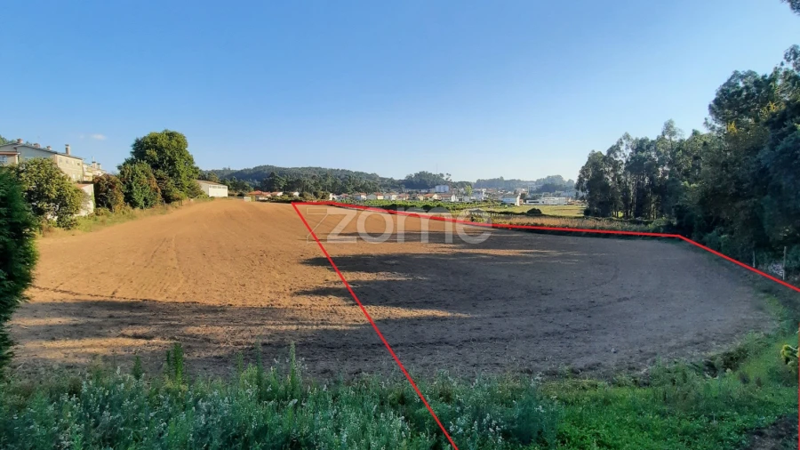 Terreno para Venda em Alvarelhos e Guidões