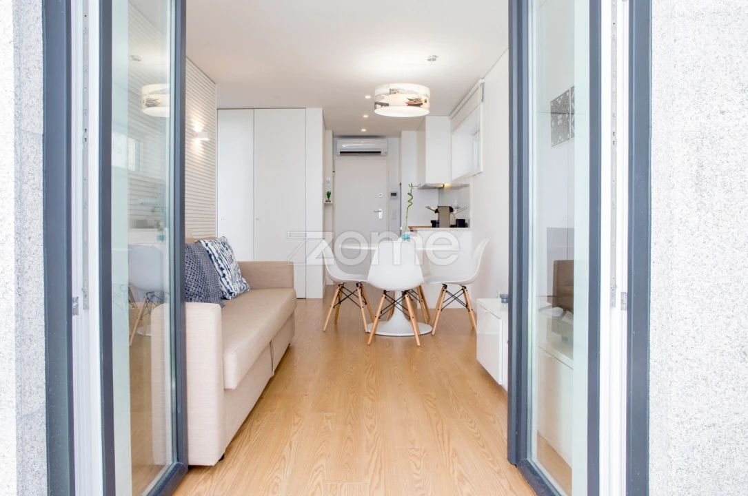 Apartamento T1 para Arrendamento em Cedofeita, Santo Ildefonso, Sé, Miragaia, São Nicolau e Vitória Foto 1