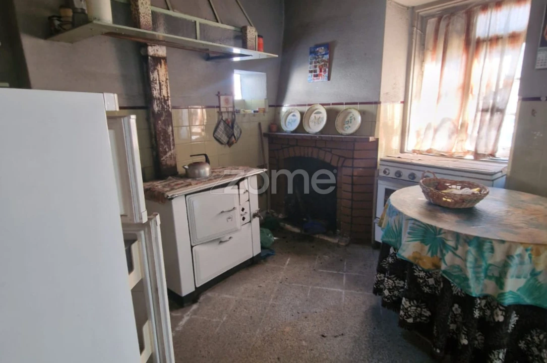 Moradia T7 para Venda em Vila Nova de Tazem Foto 7